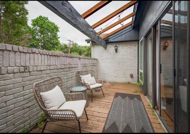 6398 Abrams Court