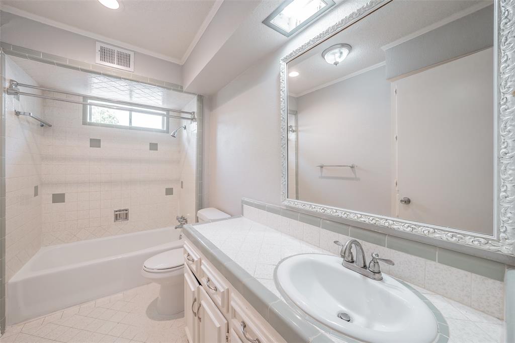 Crest Meadow Estates - Residential Lease