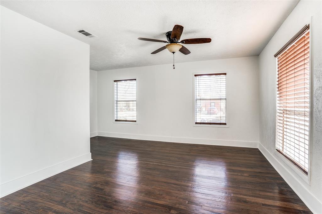 2837 Cherrywood Avenue