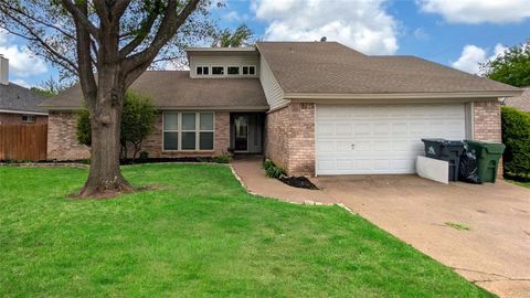 4610 Bellefontaine Court Arlington TX 76017