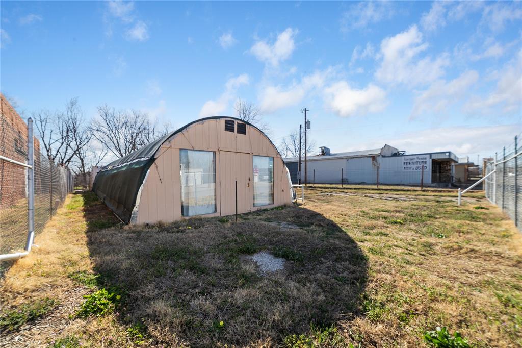 Clow 2 Add Town Coleman - Land