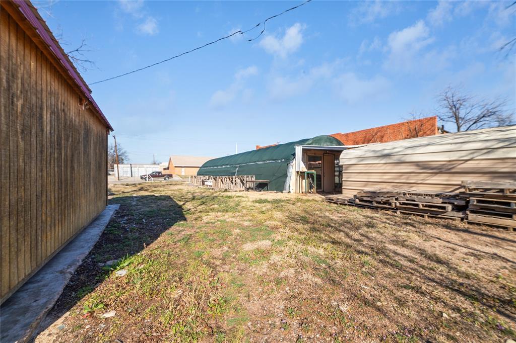 Clow 2 Add Town Coleman - Land