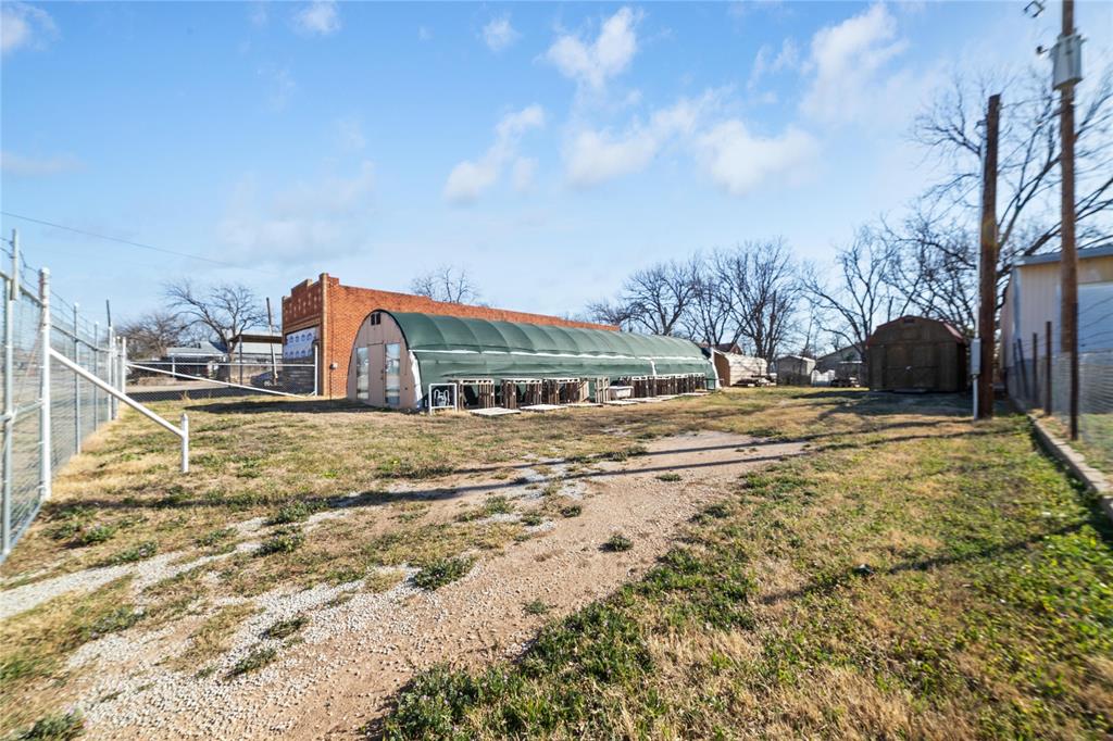 Clow 2 Add Town Coleman - Land