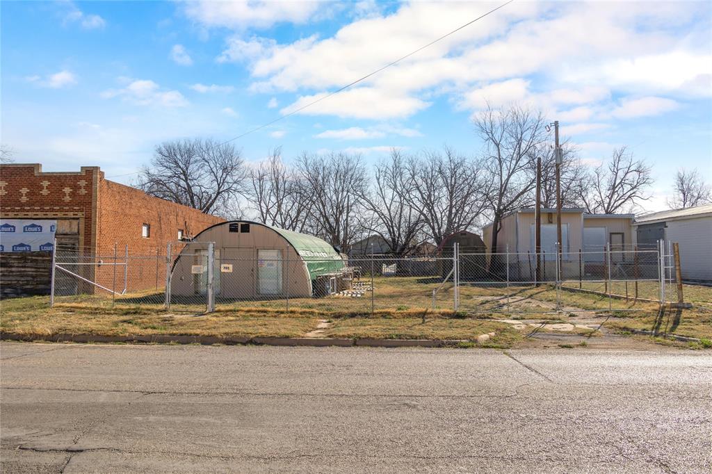 Clow 2 Add Town Coleman - Land