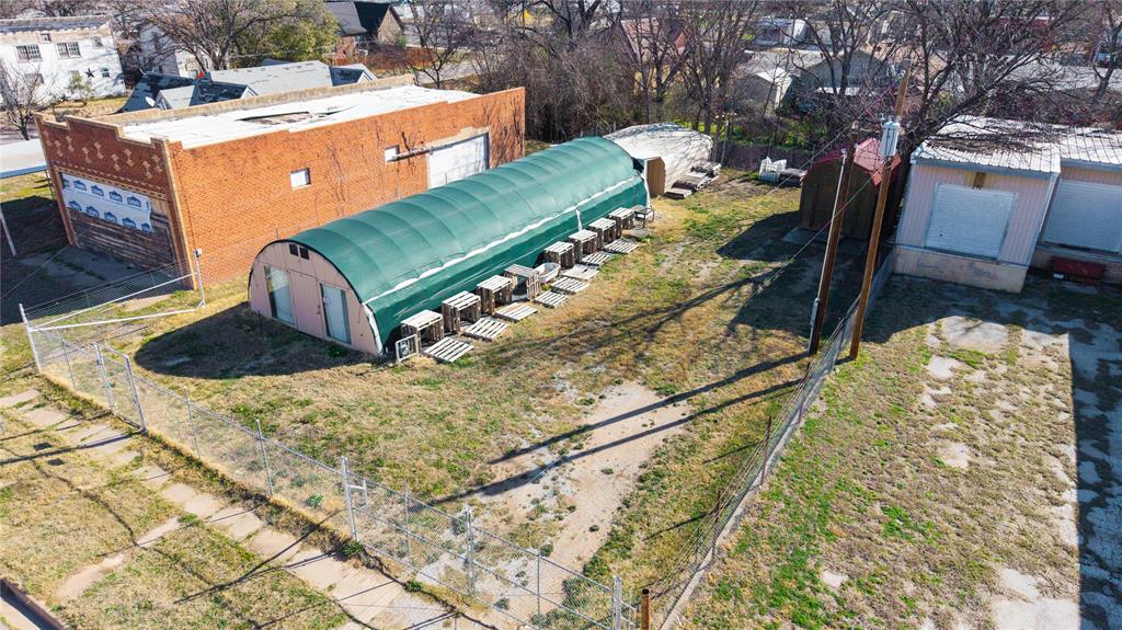 Clow 2 Add Town Coleman - Land