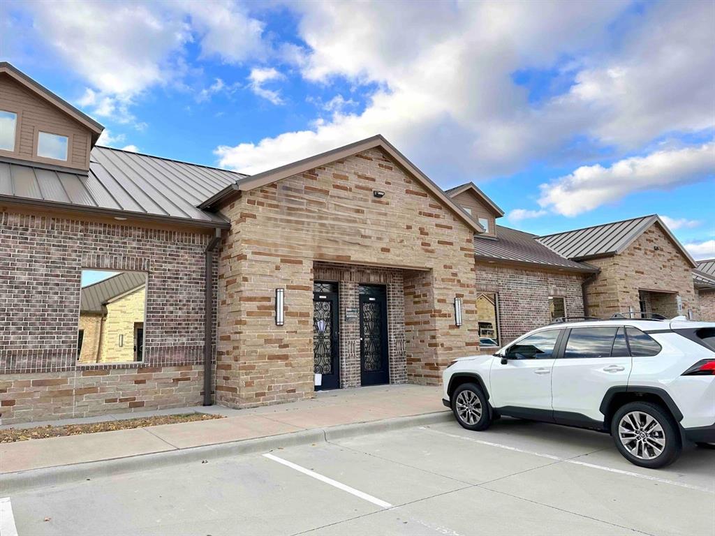 S11628 - Commercial Lease