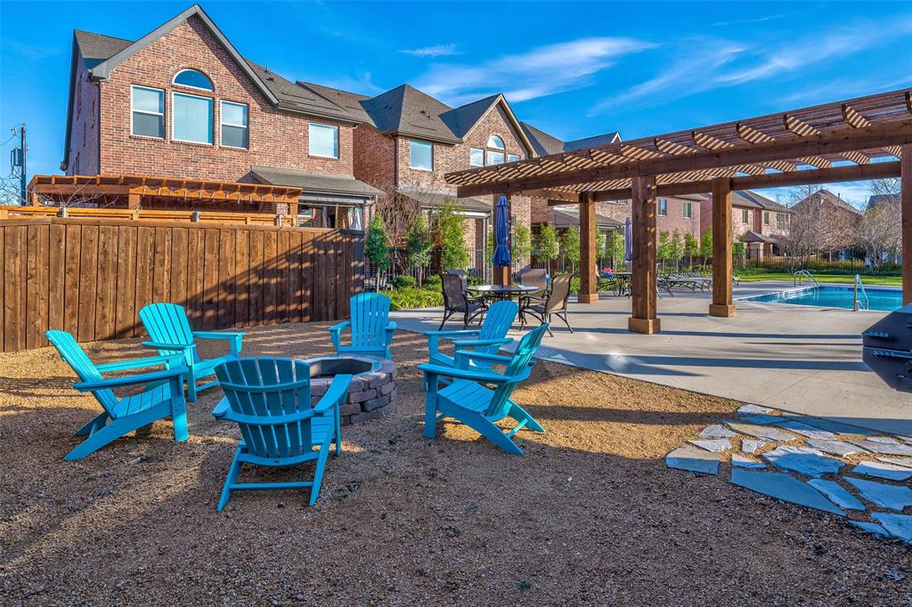 Villas Lk Hlnds Add - Residential