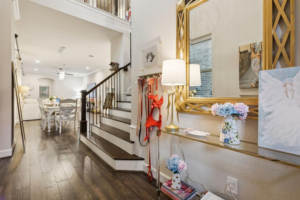 Villas Lk Hlnds Add - Residential