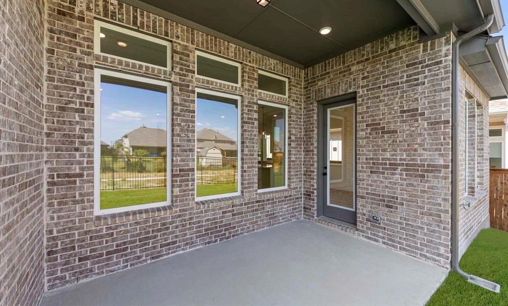 6804 Gibson Trail