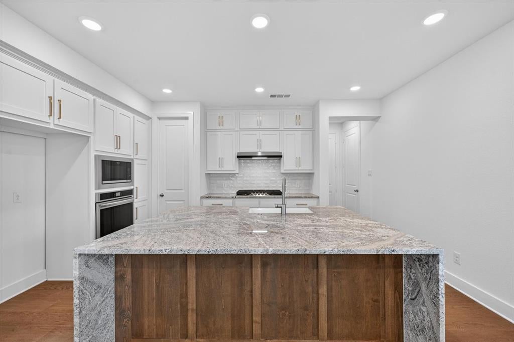 7429 Moon Chase Trail