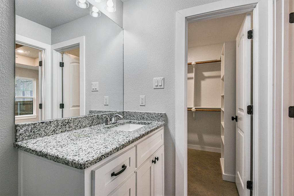 Comanche Cove Sub Sec C - Residential Lease