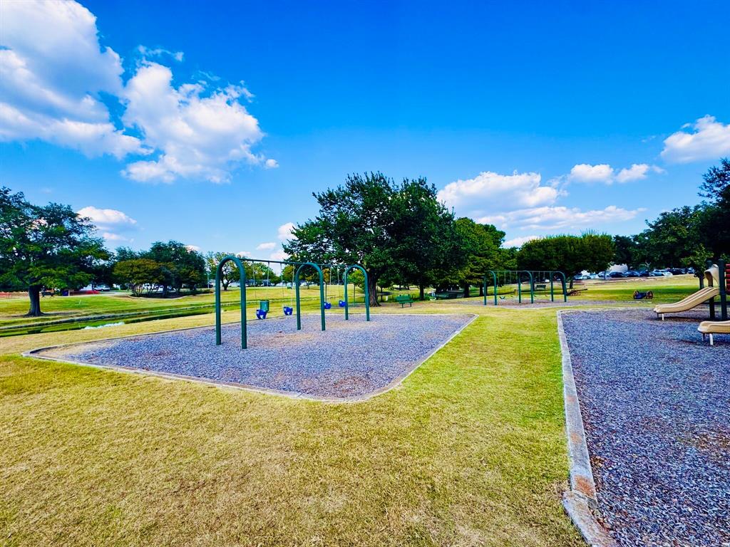 Val wood Park 27 - Residential