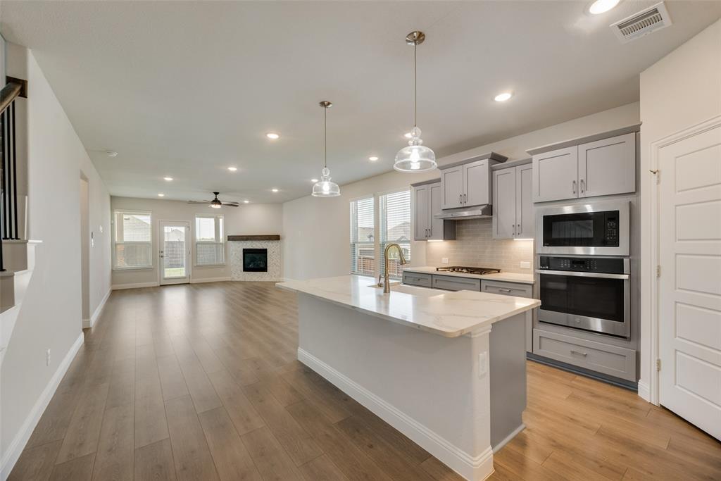 Canyon Falls Village W8 & W9 - Residential Lease