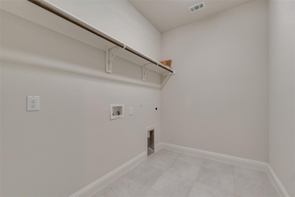 Canyon Falls Village W8 & W9 - Residential Lease