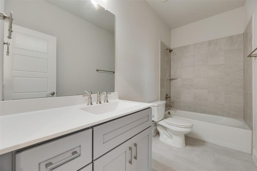 Canyon Falls Village W8 & W9 - Residential Lease