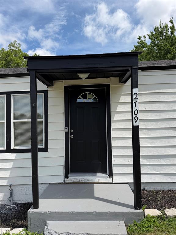 2709 Hanger