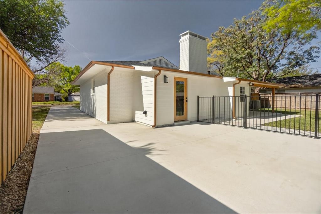 Caruth Terrace - Residential