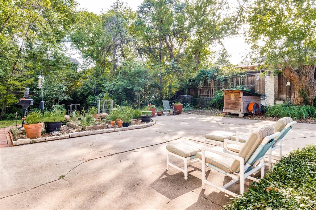Bob-O-Links Down #4 - Residential