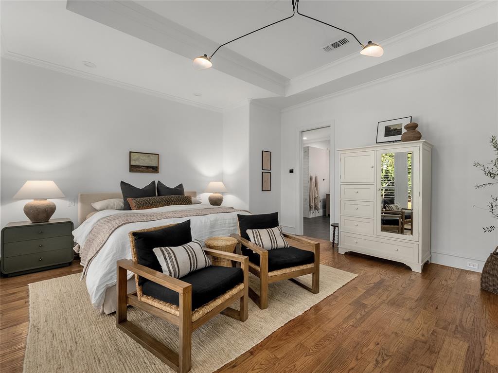 2304 Brandywine