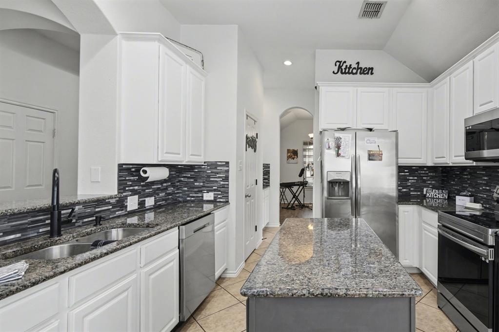 VILLAGES OF SUNSET POINTE - Residential