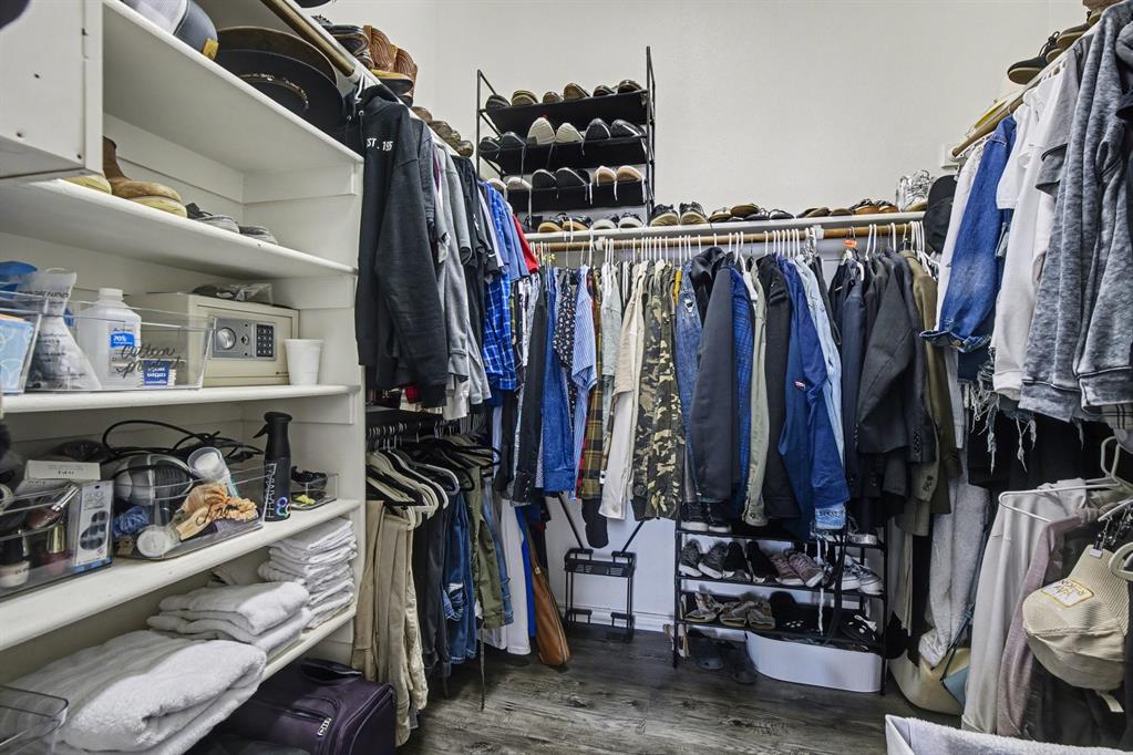 VILLAGES OF SUNSET POINTE - Residential