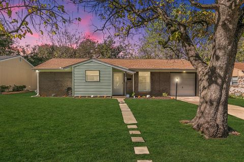 A home in Burleson