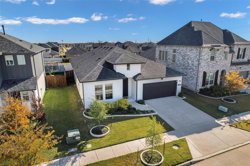 1617 Hitching Post Road