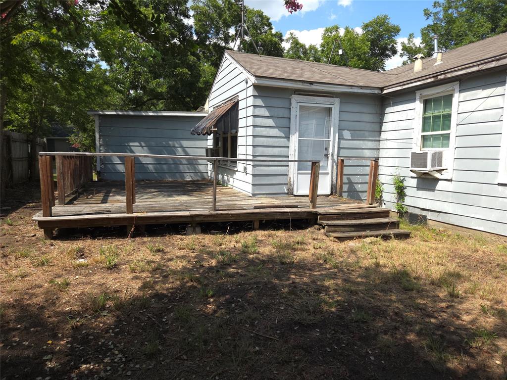 Orig Town Of Wolfe City - Residential