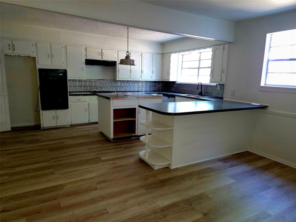 Orig Town Of Wolfe City - Residential