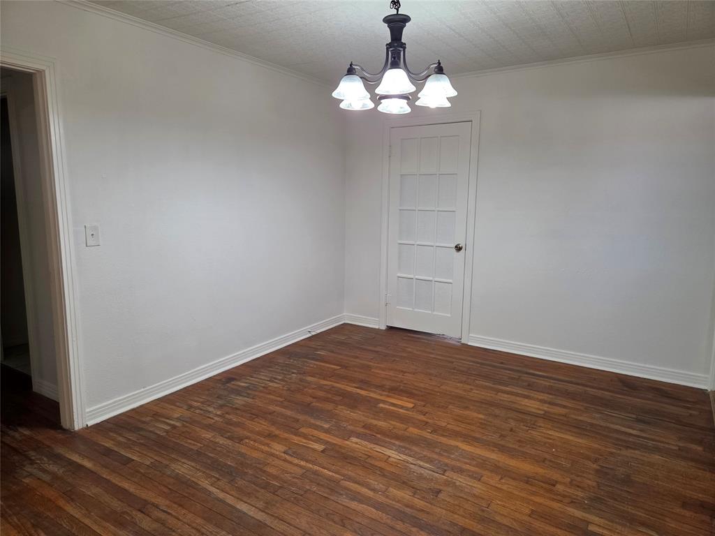 Orig Town Of Wolfe City - Residential