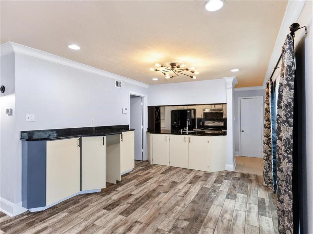 Bella Gardens Condo - Residential