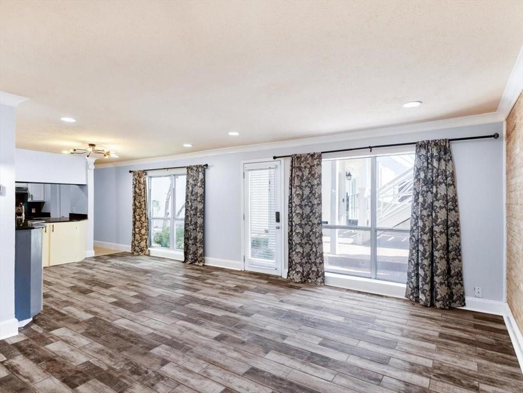 Bella Gardens Condo - Residential