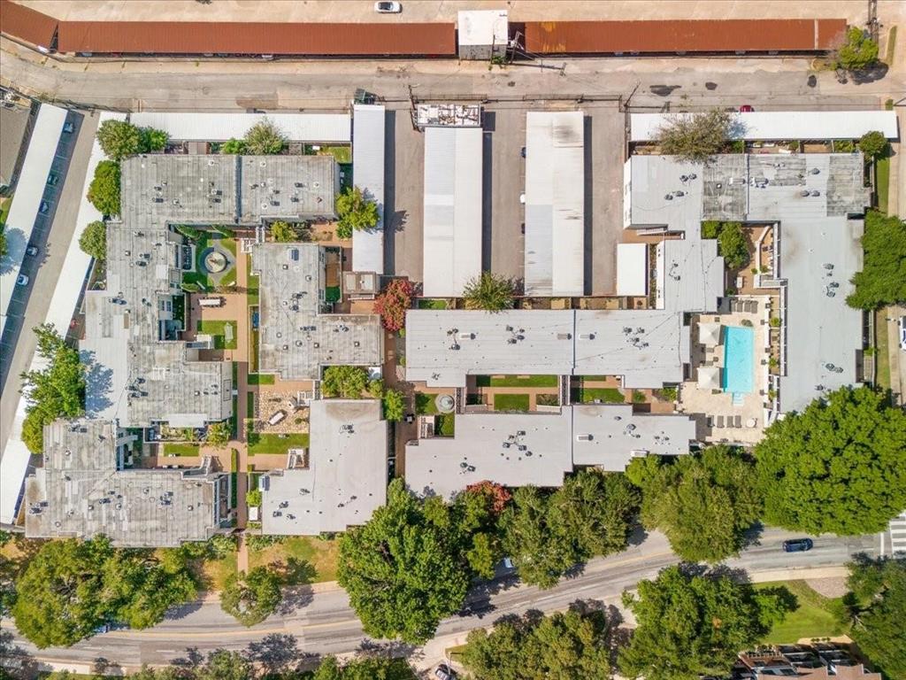 Bella Gardens Condo - Residential