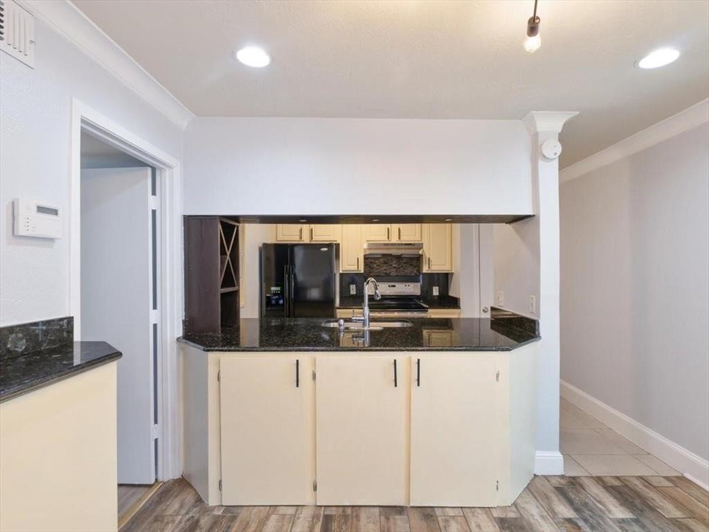 Bella Gardens Condo - Residential