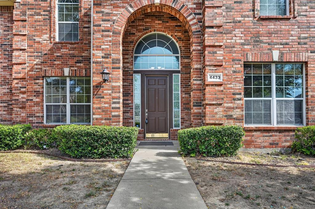 4433 Sanderosa Lane