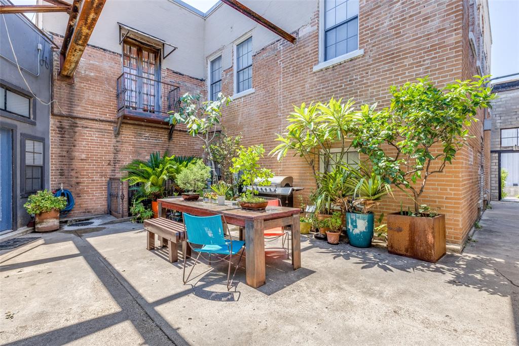 Krj Studio Condo - Residential Lease