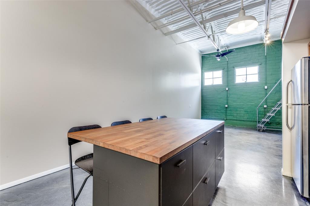 Krj Studio Condo - Residential Lease