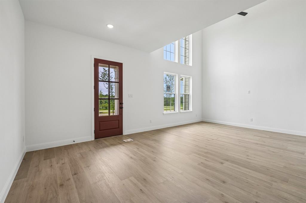 1374 Marsh Lane