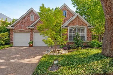 Photo of 3785 Park Place, Addison, TX 75001 (MLS # 21348039)