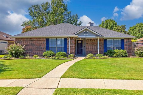 A home in Rowlett