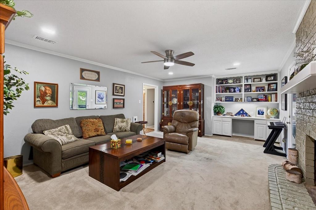 1808 E Cedar Elm Drive