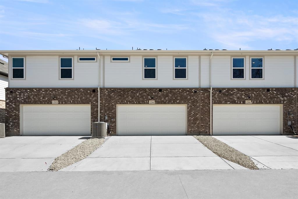 Mockingbird Estates Townhomes - Residential