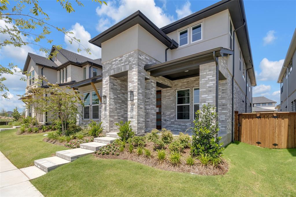 15540 Swallowtail Street