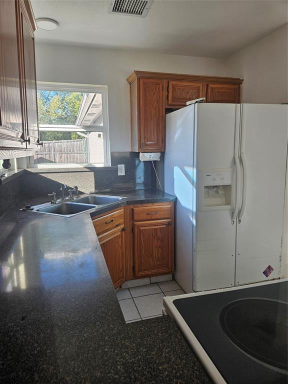 East Glen Ph 02 Rep - Residential Lease