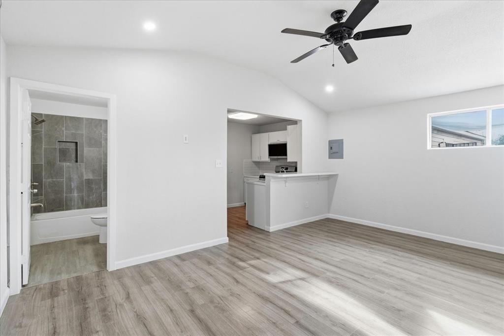 W J S Russell 1st Add - Residential