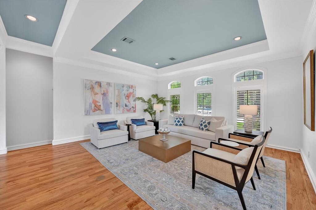 813 Pearl Drive