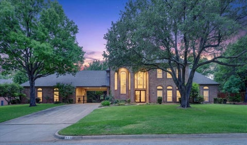 Photo of 813 Pearl Drive, Southlake, TX 76092 (MLS # 21274907)