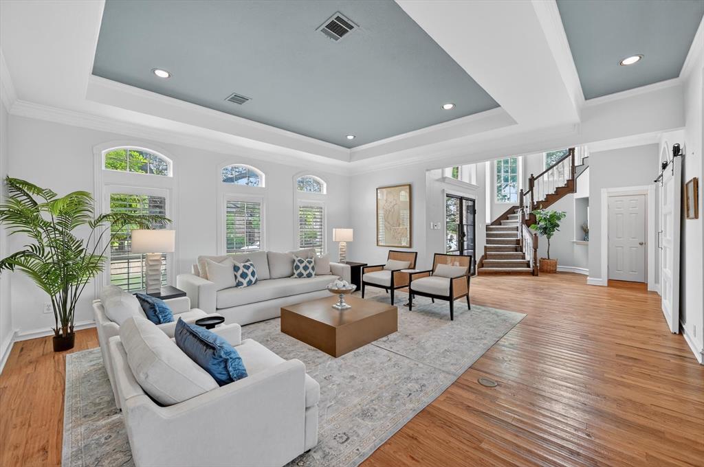 813 Pearl Drive