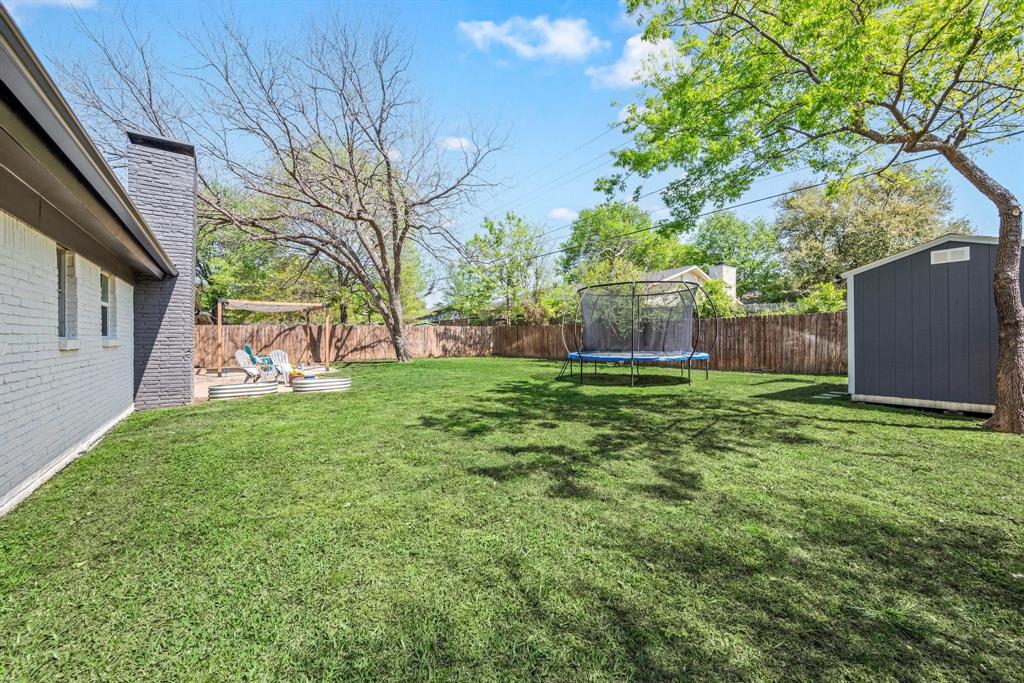 Bedford, Texas 76021, United States, 4 Bedrooms Bedrooms, ,2 BathroomsBathrooms,Residential,Pending,105941