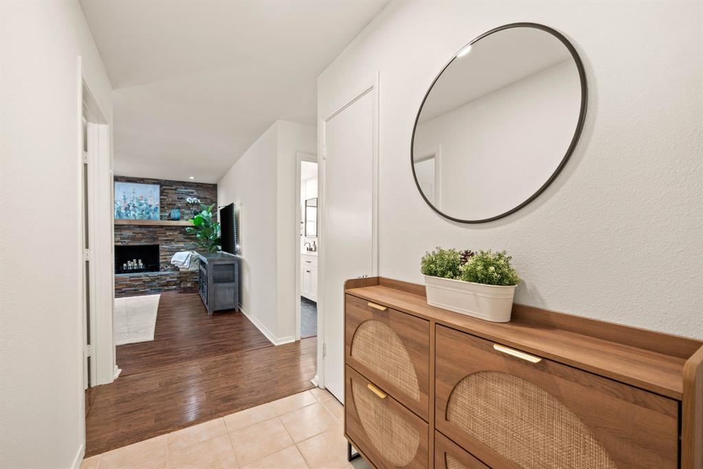 Bedford, Texas 76021, United States, 4 Bedrooms Bedrooms, ,2 BathroomsBathrooms,Residential,Pending,105941